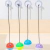 Balle élastique avec cloche pour chat IntiMeg.