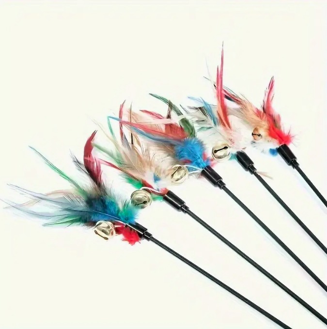 Jouet de dessin animé interactif pour chat, une tige de plumes Jouet de dessin animé interactif pour chat, une tige de plumes